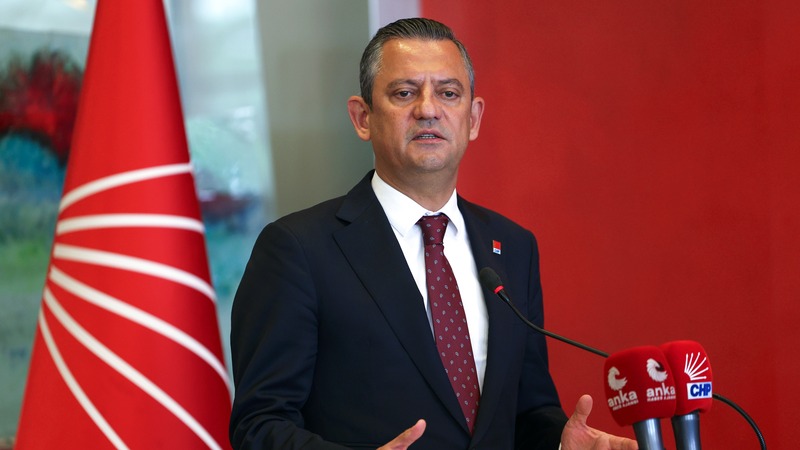 CHP olağanüstü kurultaya gidiyor