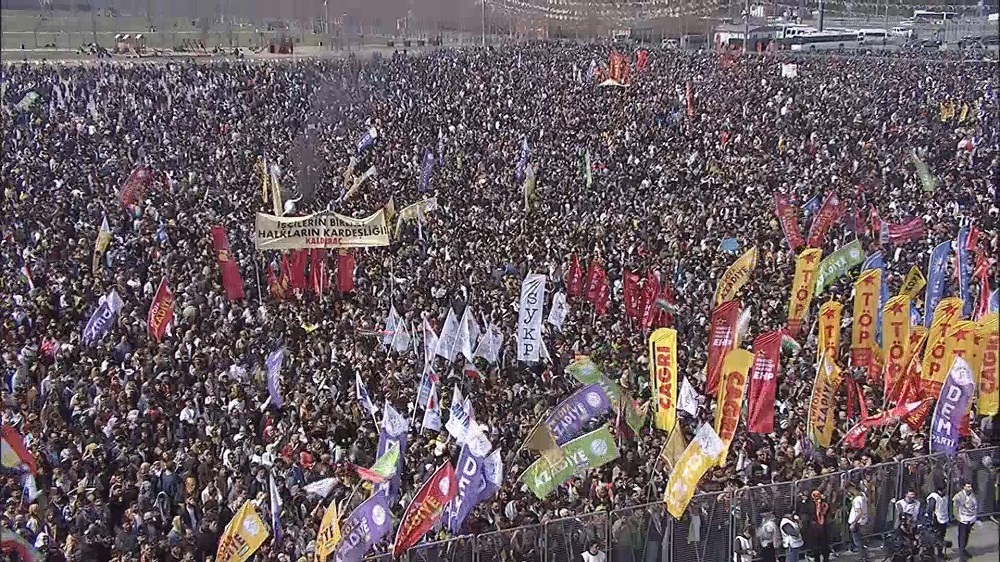 DEM Partililer Yenikapı'da Nevruz'u kutladı