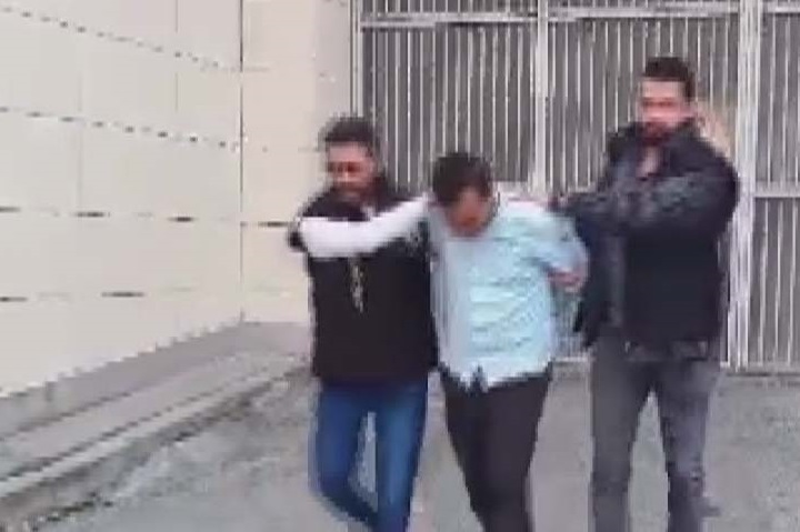 "Arayıp tehditler savuruyordu"