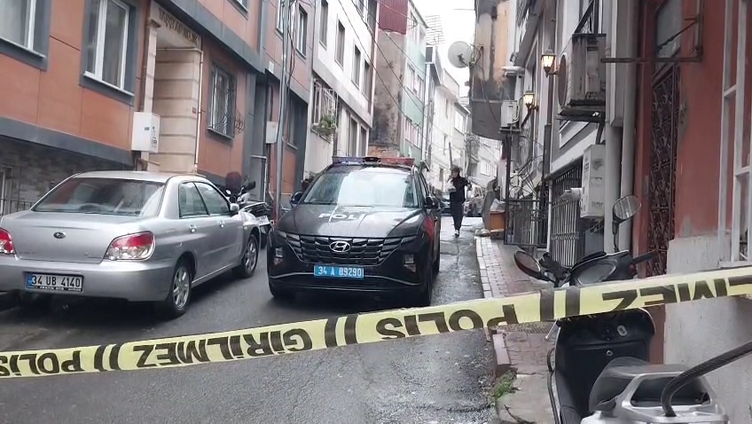 1'i hamile kadın iki kişi öldürüldü