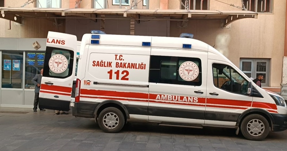 Düğünde yorgun mermi isabet etti