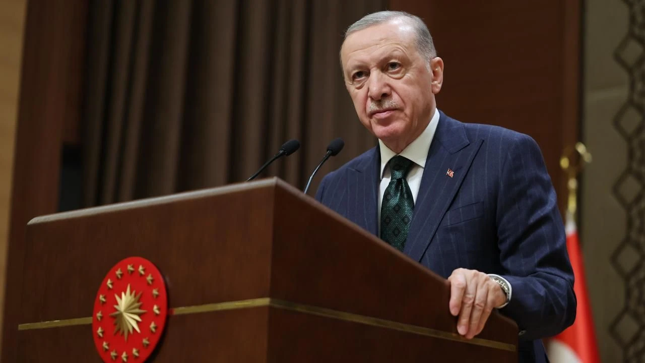 "Şiddetli bir kasırga geliyor!"