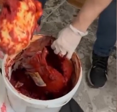 Salça bidonlarıyla uyuşturucu satışı!