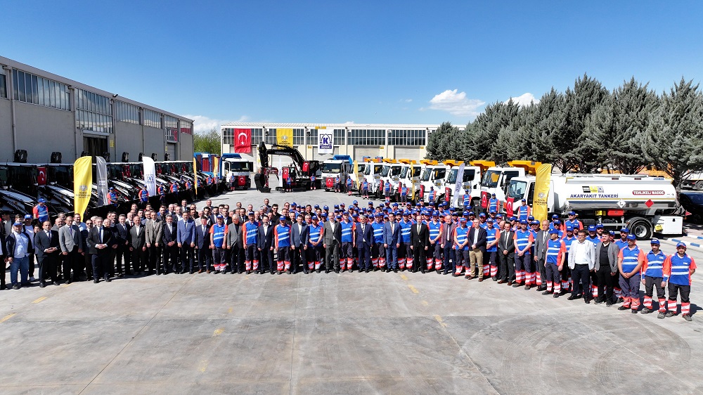 KOSKİ'ye yeni iş makineleri kazandırıldı