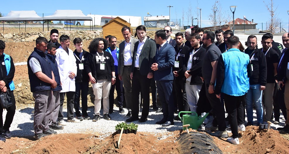 Tarımla uğraşmak isteyen gençlere müjde