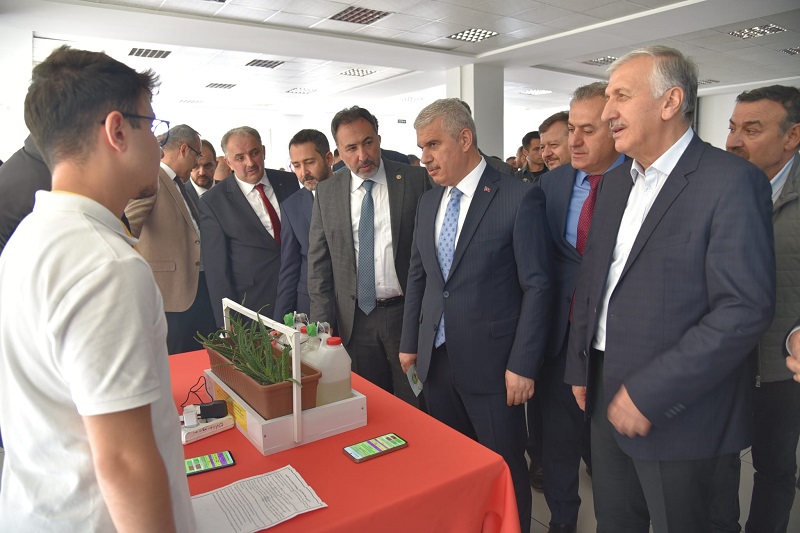 Mesleki Eğitim ve İstihdam Fuarı başladı
