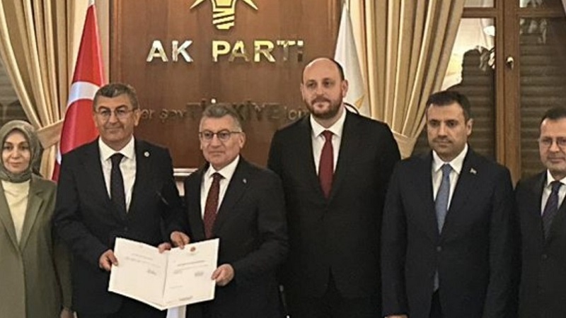 Gelecek Partisi İl Başkanı ateş püskürdü