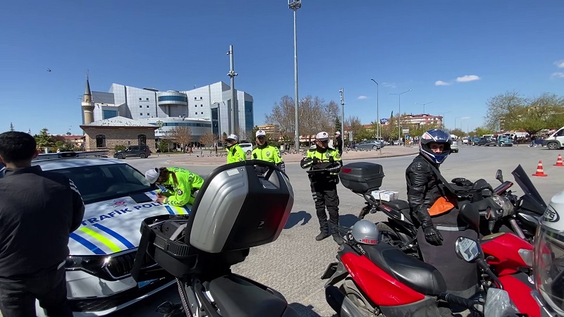 Motosikletlere sıkı denetim