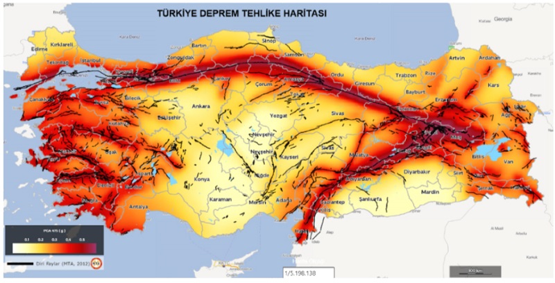 Depremin ardından peş peşe açıklamalar
