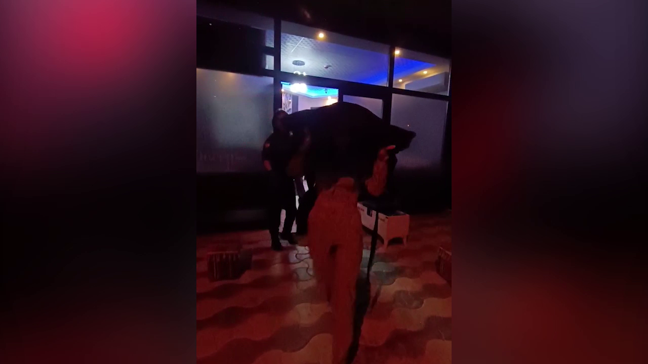 Fuhuş çetesine darbe!