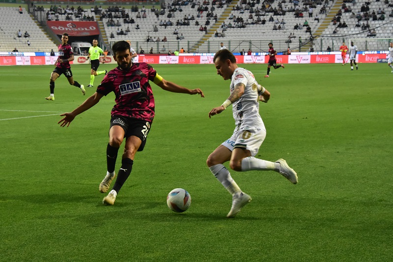 Konyaspor Alanyaspor'a yenildi
