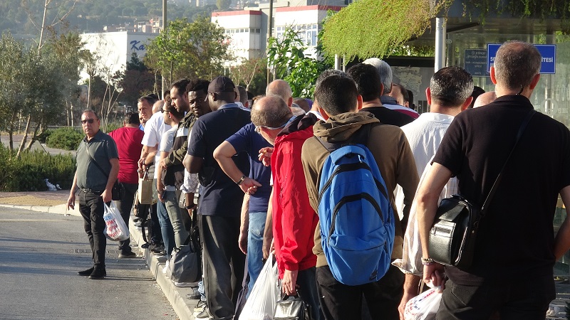 İzmir'de işçilerin grevi 7'nci gününde