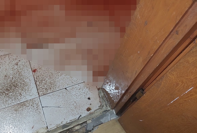 Daireyi kurban kanı bastı!