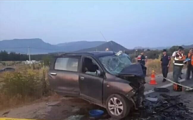 İzmir'de zincirleme kaza: 5 ölü, 2 yaralı
