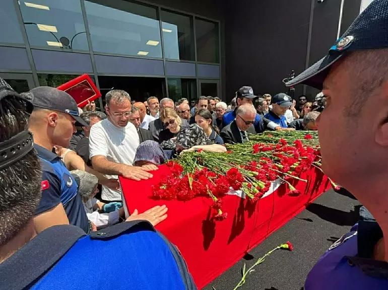 Ferdi Zeyrek son yolculuğuna uğurlandı