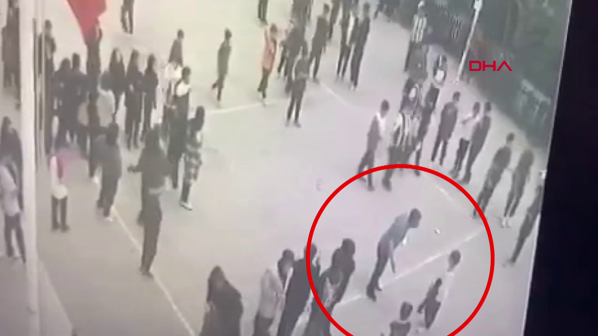 Öğrenciyi döven öğretmene 5 bin TL ceza