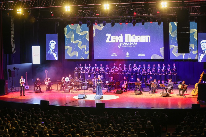 Zeki Müren Konya'da anıldı