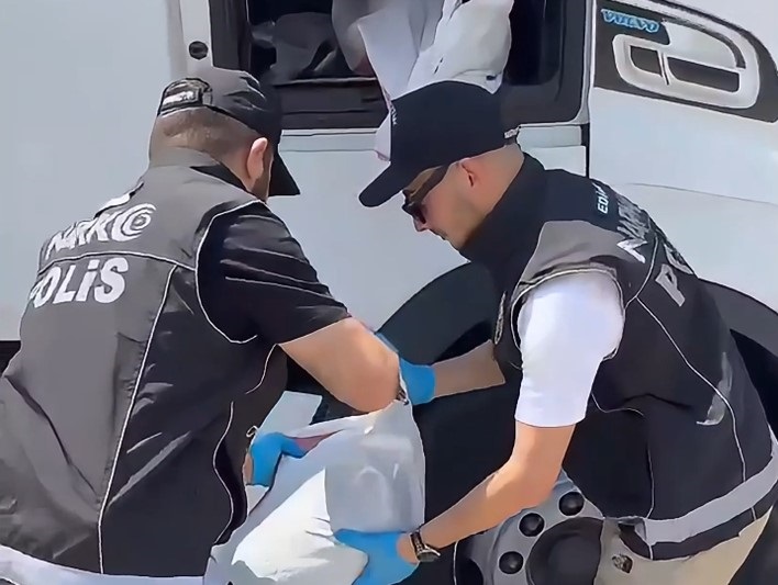 TIR'da 18 kilo kokain ele geçirildi
