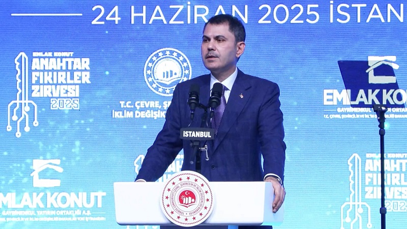 Yıl sonuna kadar evine girmeyen depremzede bırakmayacağız