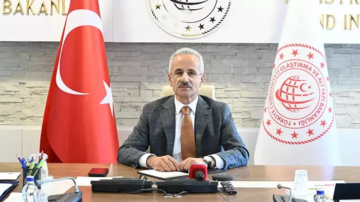 Uraloğlu’ndan ‘Hava sahası’ açıklaması