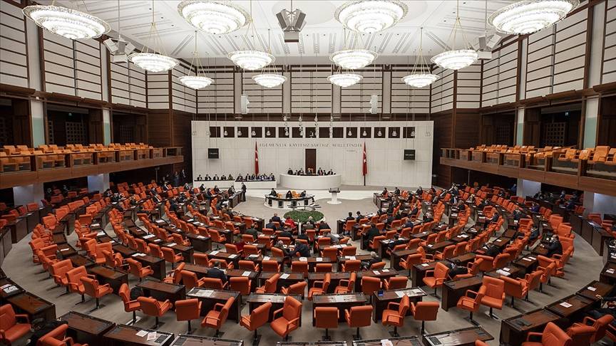 TBMM Genel Kurulu'nda 'yolsuzluk' tartışması
