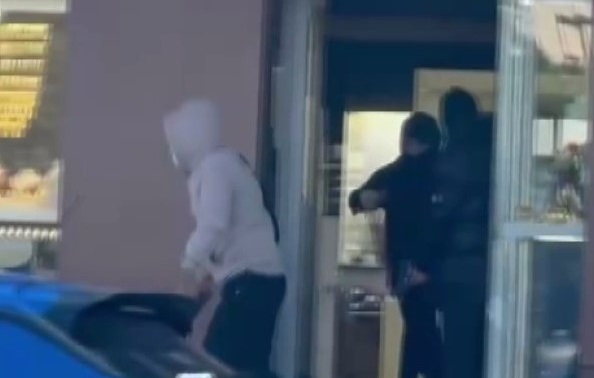 Ümraniye'de soygun girişimi