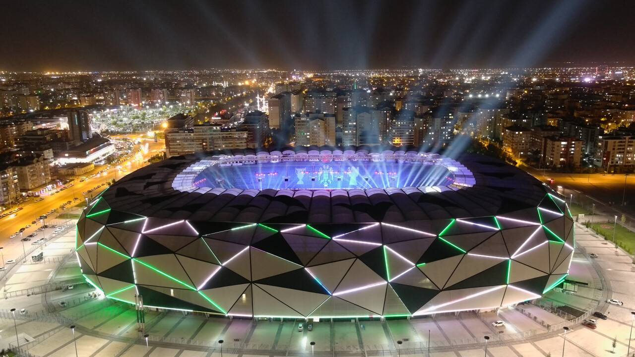 Stadyuma girişlerde yeni dönem