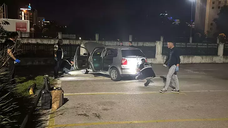 İki kez otomobille üzerinden geçerek öldürdü