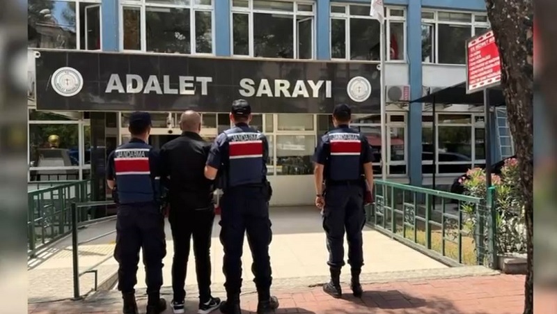20 ilde FETÖ'ye operasyon
