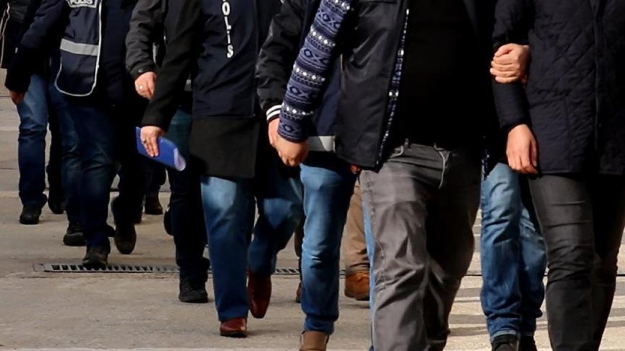 60 ilde FETÖ operasyonu