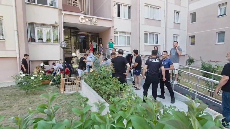 15 katlı bina tahliye edildi
