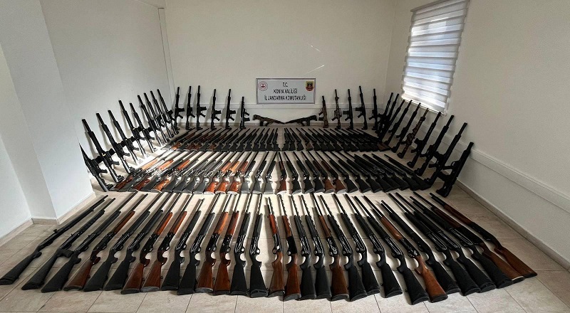 Jandarma'dan kaçak silah operasyonu