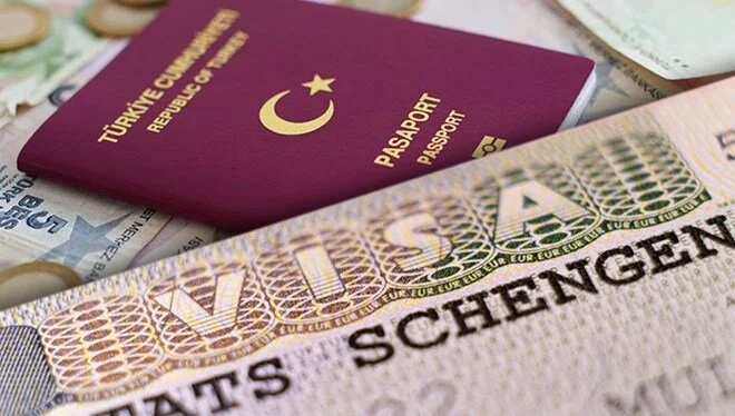 Türk vatandaşlarına Schengen kolaylığı