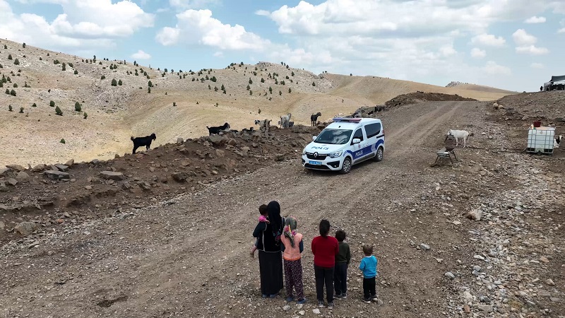 Konya polisinden yörüklere ziyaret