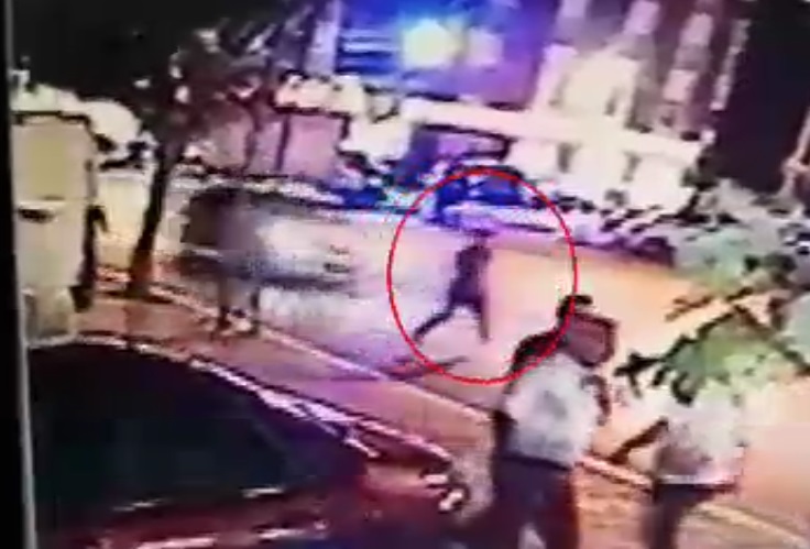 İki araç birden çarptı!