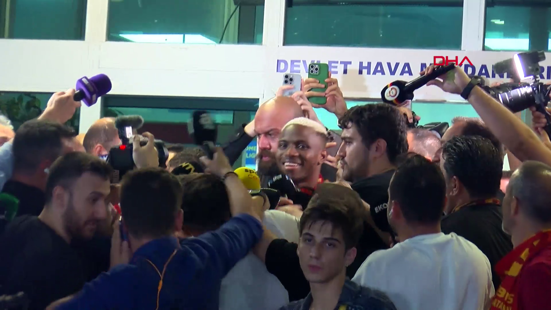 Victor Osimhen Galatasaray için İstanbul’da