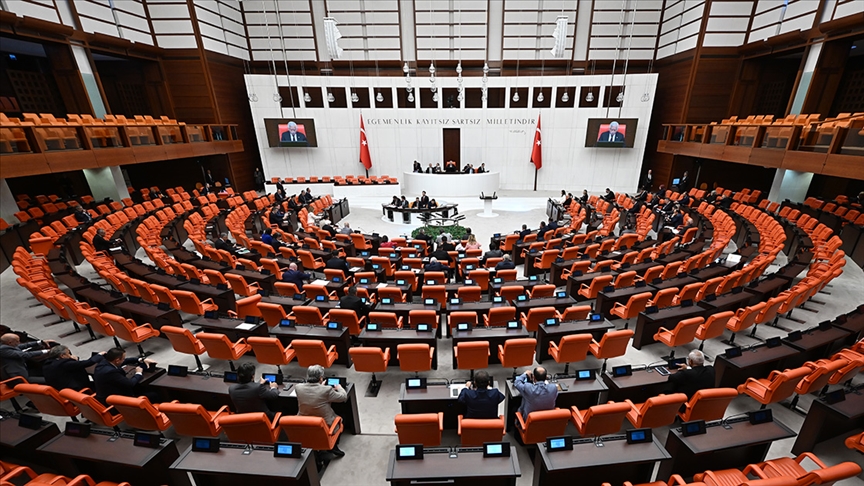 AK Parti ve CHP'nin komisyon üyeleri belli oldu