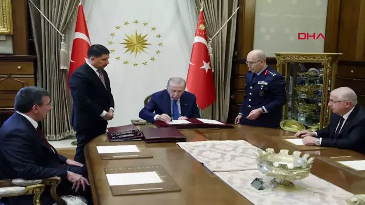 YAŞ kararları açıklandı