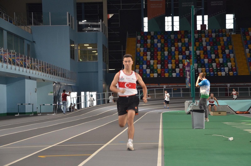 Özel sporcu Muhammed Eren zirvede