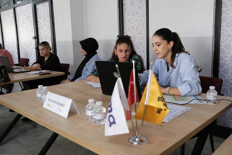 Binlerce aday hizmetten faydalandı