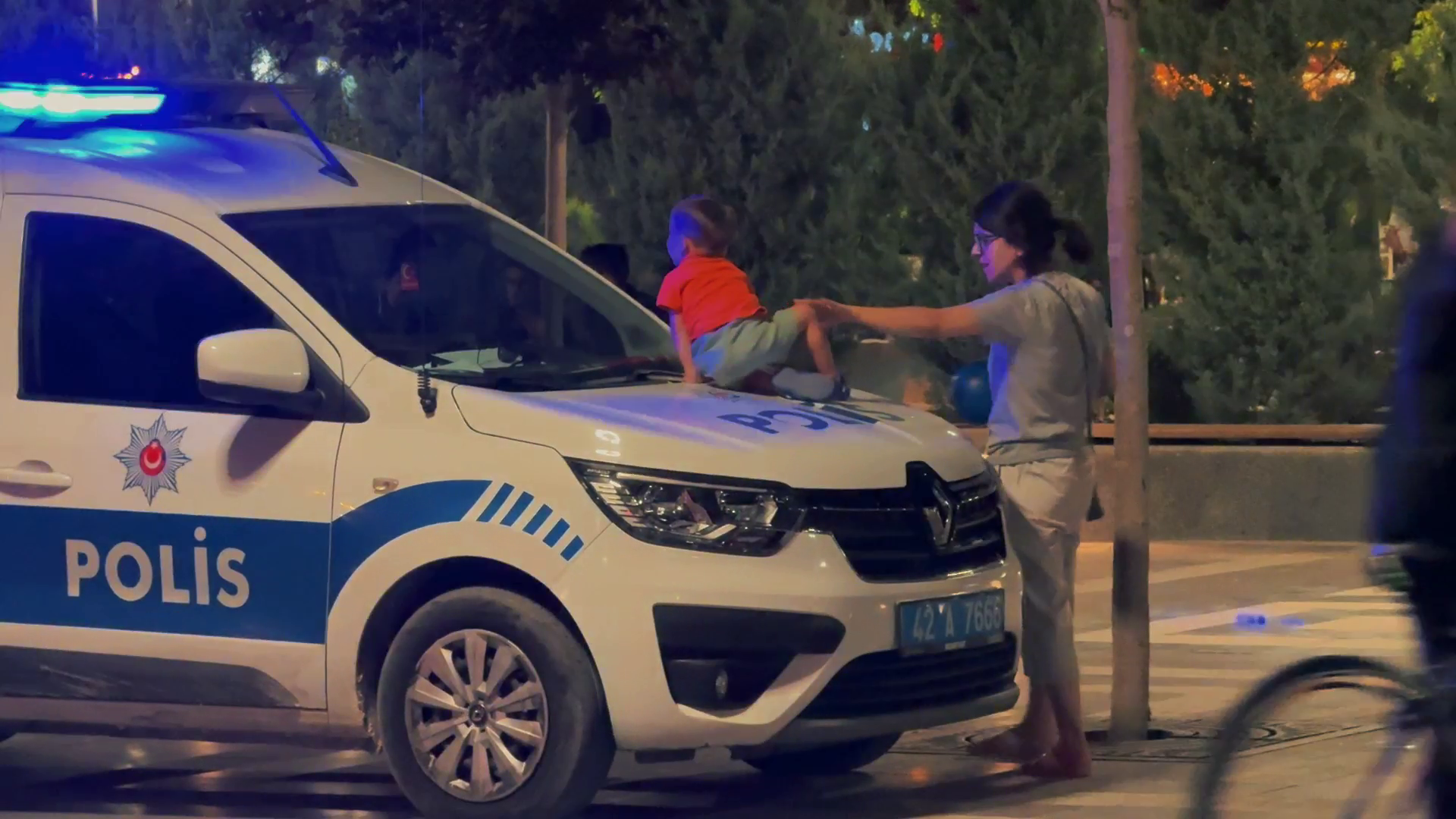 "Siz keyfinize bakın biz buradayız"