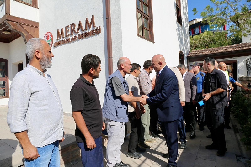 Emniyet Müdürü muhtarlarla bir araya geldi