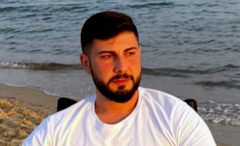 2 aylık kocasını bıçaklayarak öldürdü