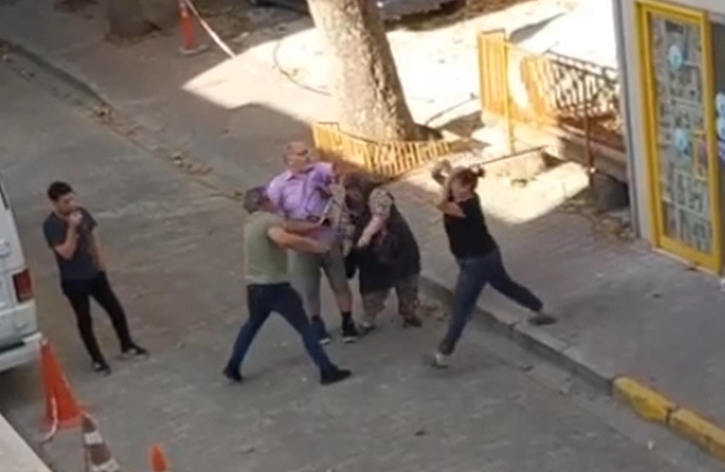 Ev sahibi ile kiracı arasında kavga