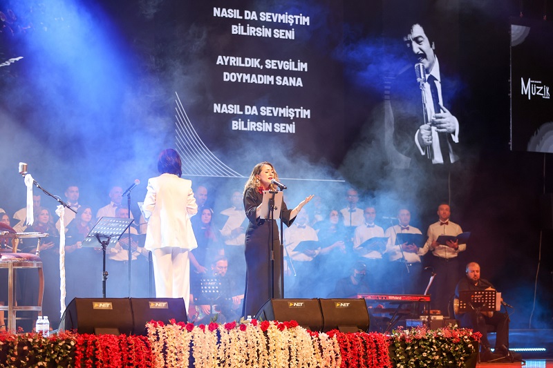 “Müslüm Gürses Şarkıları” unutulmaz anlar yaşattı