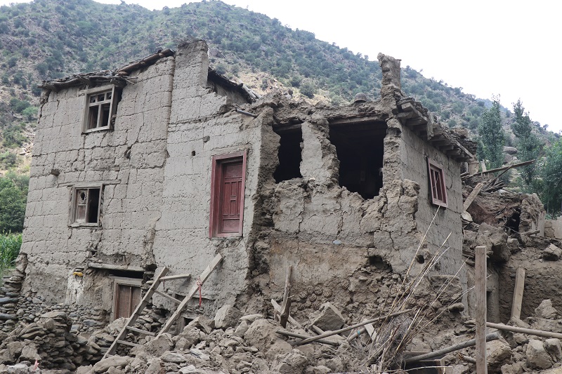 Afganistan’daki depremde 12 bin kişi etkilendi