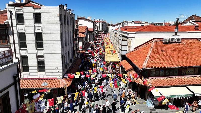 Tarihi çarşı festival için gün sayıyor
