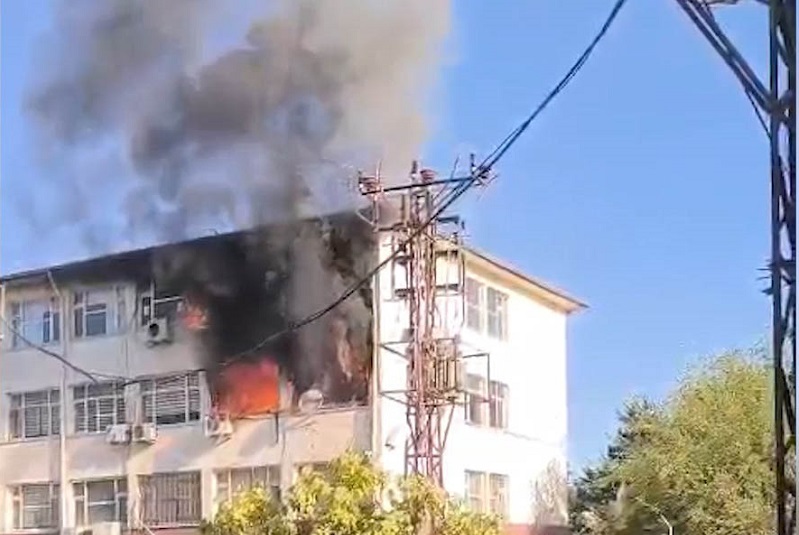 Şanlıurfa'daki Hilvan Hükümet Konağı’nda yangın