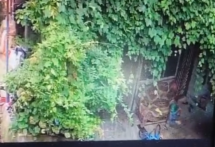 Salıncağın ipi boynuna dolandı