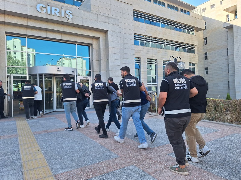 Suç örgütü soruşturmasında 5 tutuklama